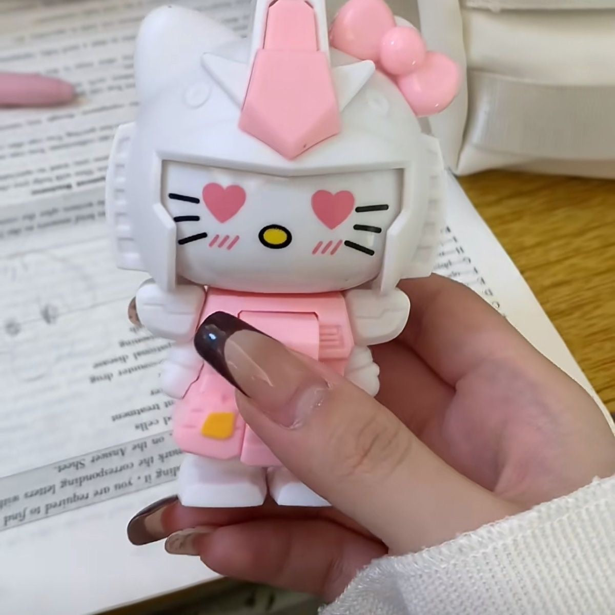 Funny Kitty Mecha Face-changing Toy